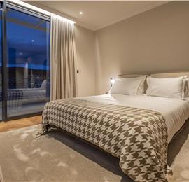 Selection of 5 bedroom seafront villas with pool on Ciovo near Trogir, sleeps 10